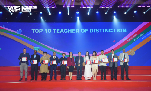Top 10 Teacher Of Distinction